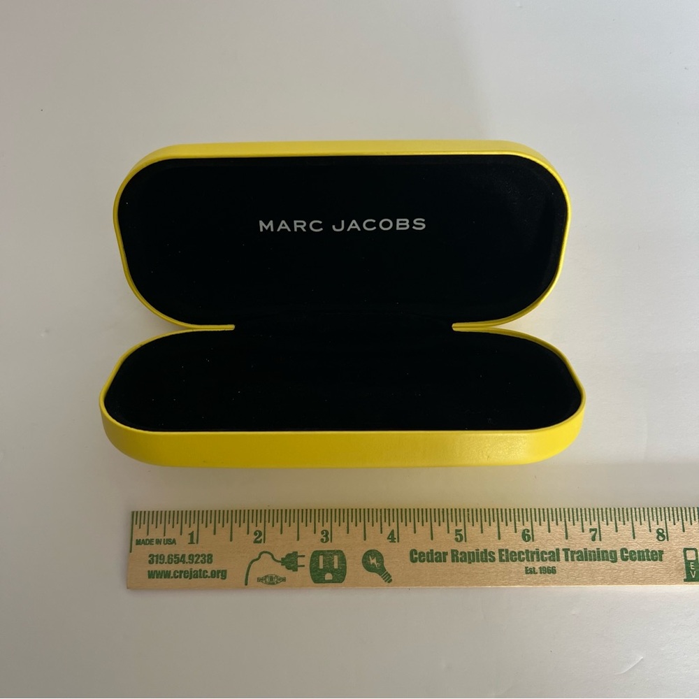 MARC JACOBS - Yellow Classic Case (lined) for‎ Glasses - Picture 6 of 6